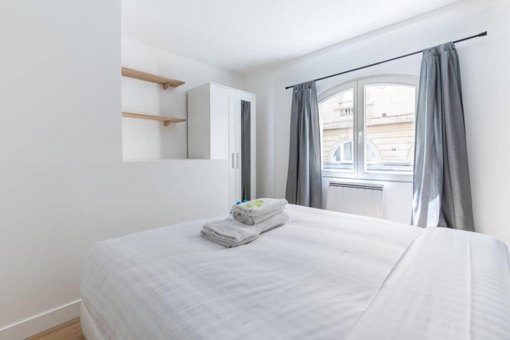 Appartement Duplex De Charme Proche De L'Opera Garnier Париж Екстериор снимка